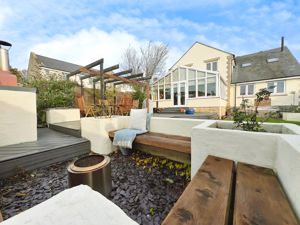 Photo 32- click for photo gallery